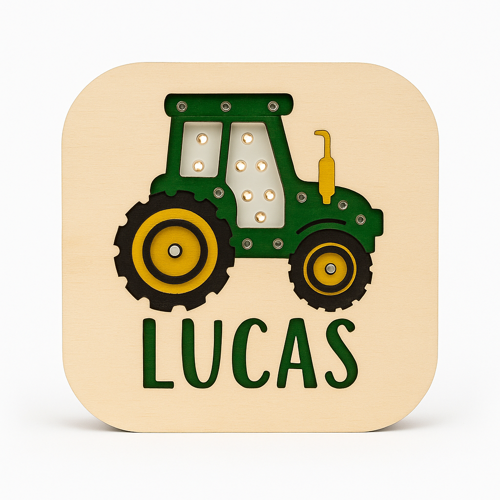 ChatGPT Image 18 jul 2025, 01_03_04 p.m. Veladora Tractor con Nombre Personalizado – NUHA Deco - Imagen 1